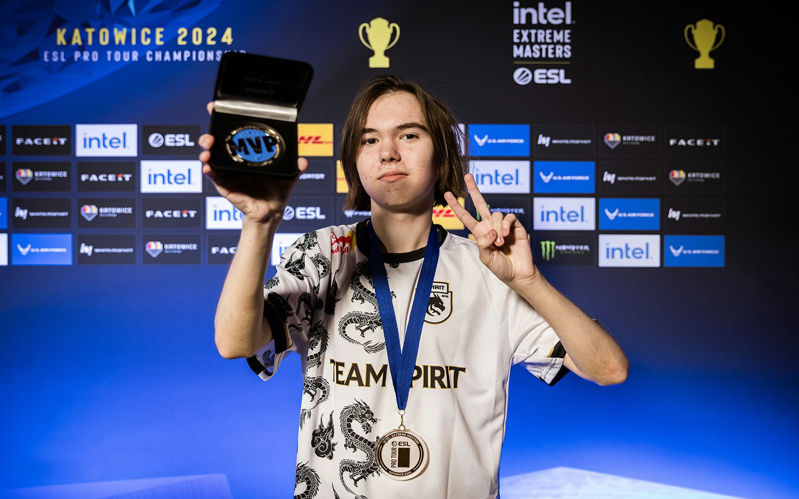 Ninjas in Pyjamas 正式与选手 Michel ＂ewjerkz＂ Magalhães 分道扬镳